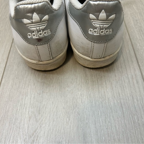 Adidas Superstar Silver and White Sneakers - Womens 7.5 - Picture 6 of 9